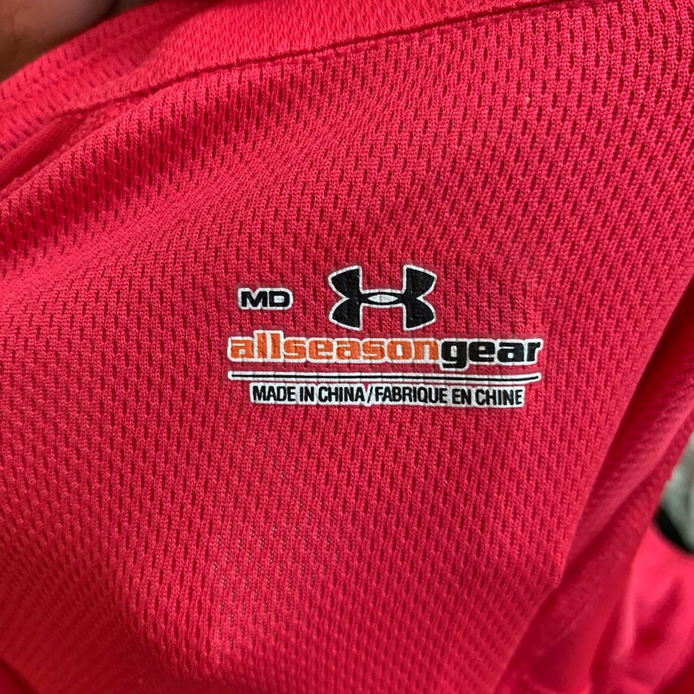 EUC Under Armour Workout Top - Picture 5 of 5